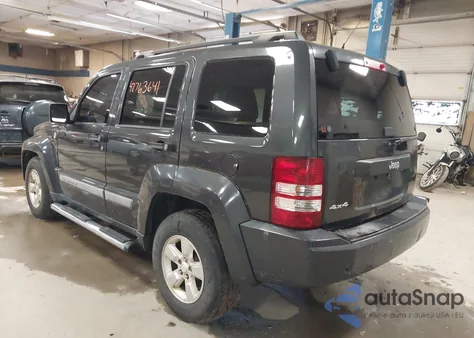 2010 Jeep Liberty Limited из США, поврежденный, VIN 1J4PN5GK8AW133571